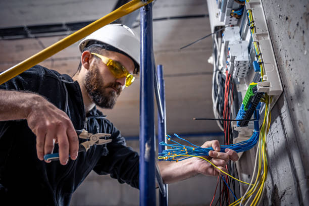 Best Affordable Emergency Electrician  in Preston, MN